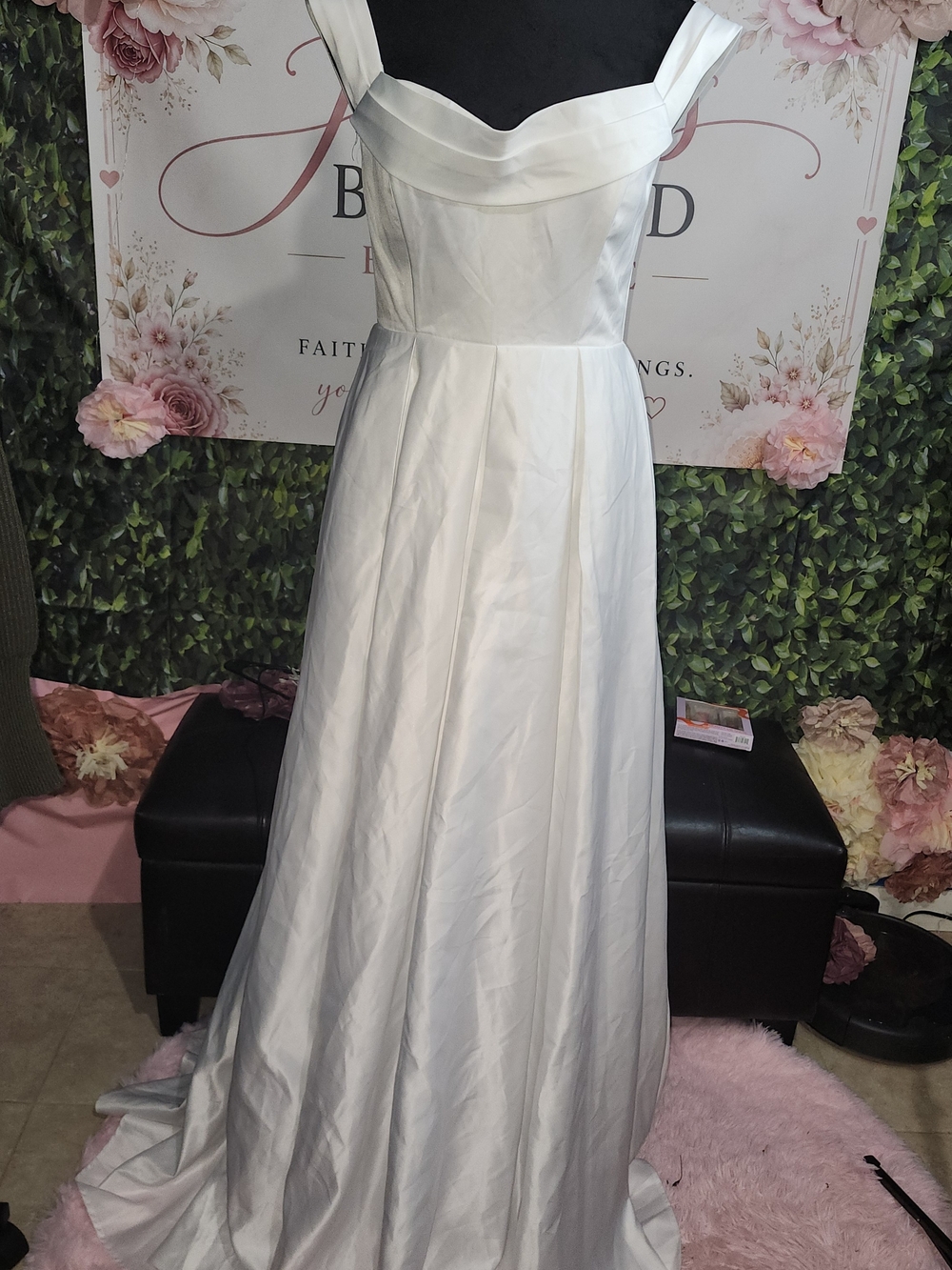 Lulus White Off Shoulder A-Line Women's Dress